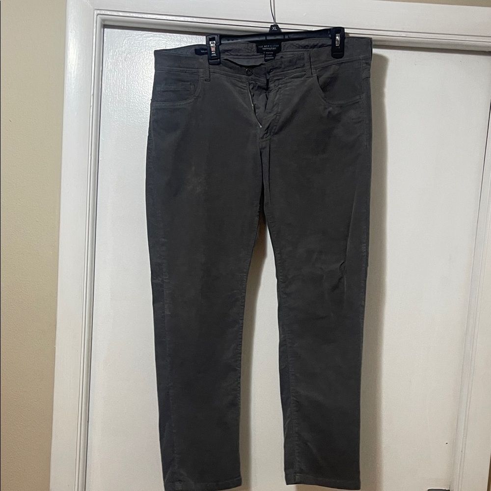 Bloomingdale's Charcoal Chinos 36x30
